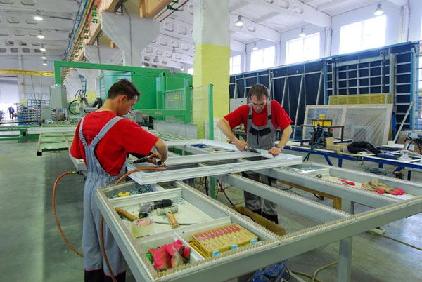 Фирма по остеклению балконов в Лыткарино и Московской области Лыткарино