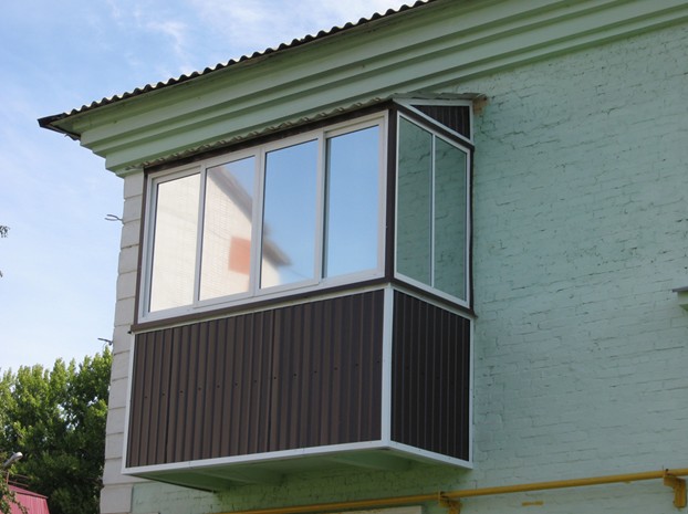 Легкое облегченное остекление балкона Лыткарино