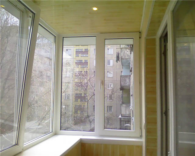 Остекление балкона в панельном доме по цене от производителя Лыткарино
